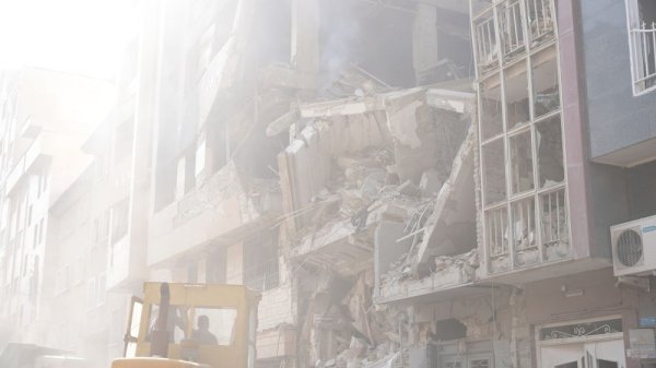 我要配资app 伊朗总统：若以色列继续敌对行动 将采取更果断严厉的回应